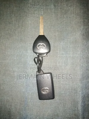 Toyota Vitz Keys