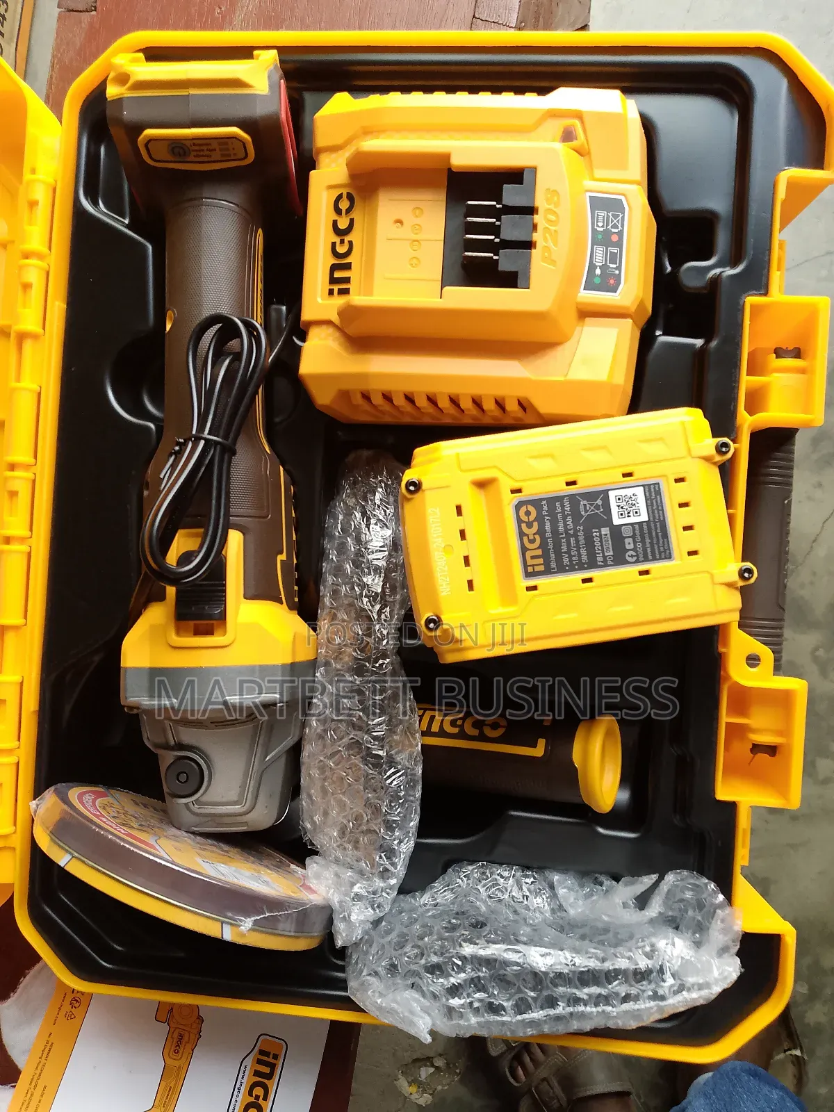 Chargeable Cordless Angle Grinder With Accessories Incco