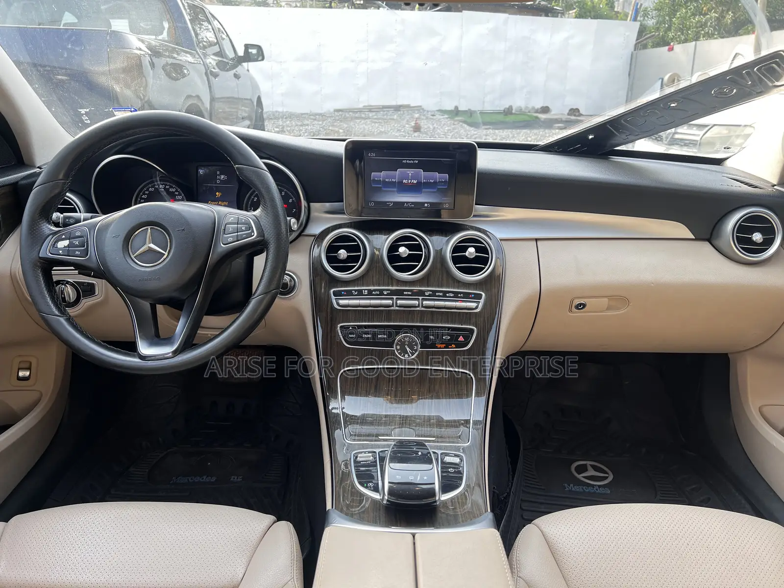 Mercedes-Benz C300 2015 White