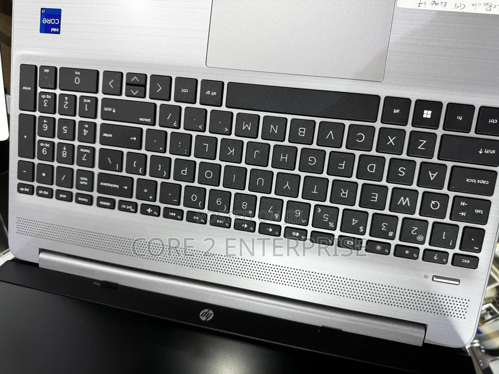 New Laptop HP 15-Dy1031wm 8GB Intel Core I7 SSD 512GB