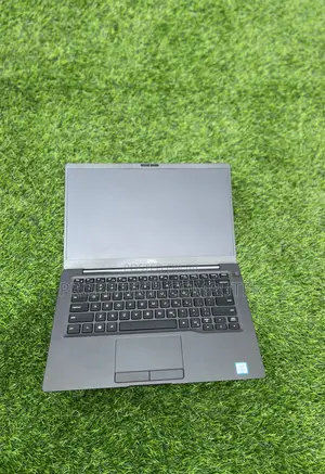 Laptop Dell Latitude 7400 8GB Intel Core I5 SSD 256GB