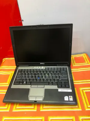 Laptop Dell Latitude D630 4GB Intel Core 2 Duo HDD 250GB