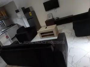 Furnished 1bdrm Apartment in Hills, School Junction for rent