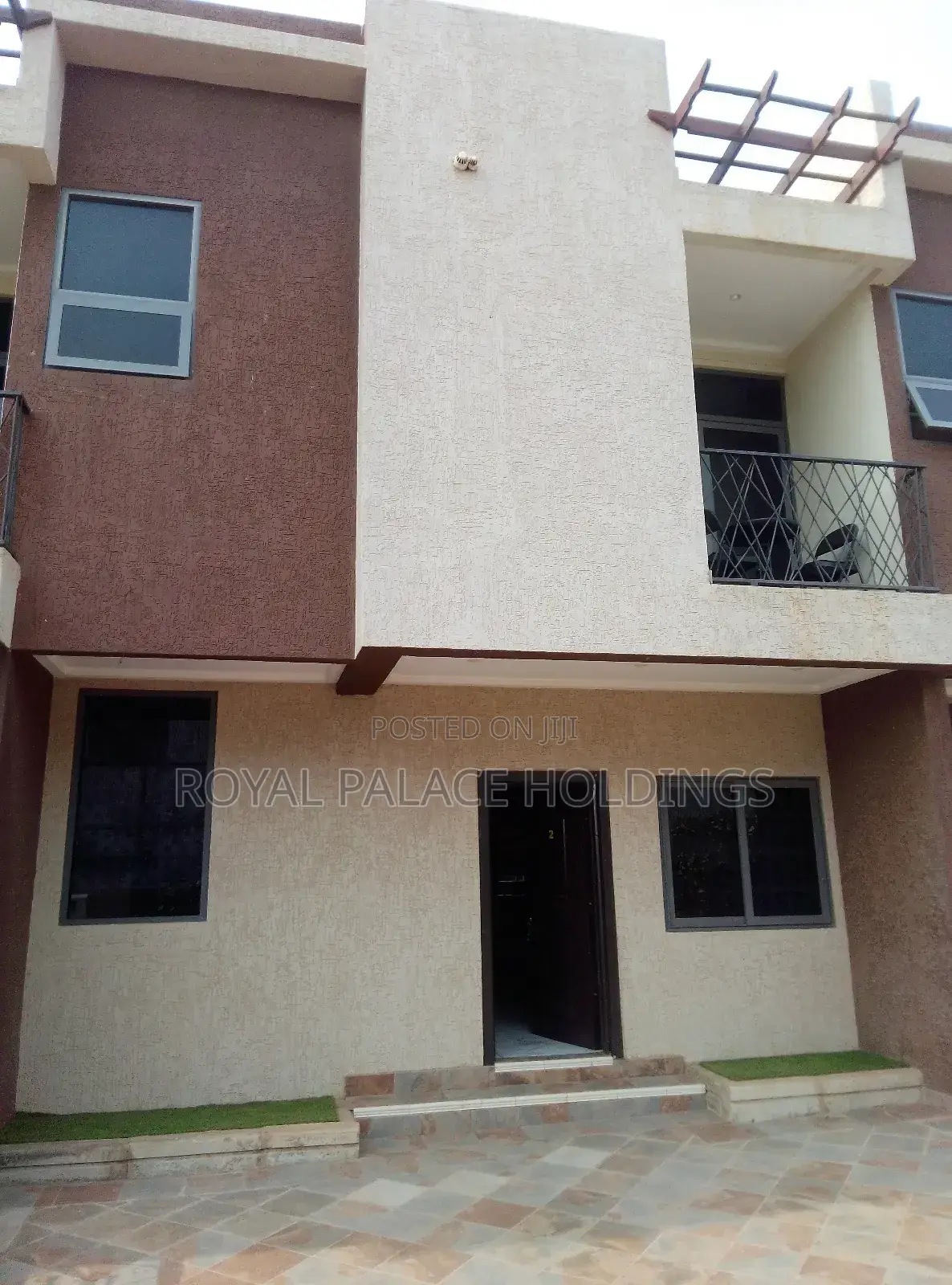Furnished 1bdrm Apartment in Hills, School Junction for rent