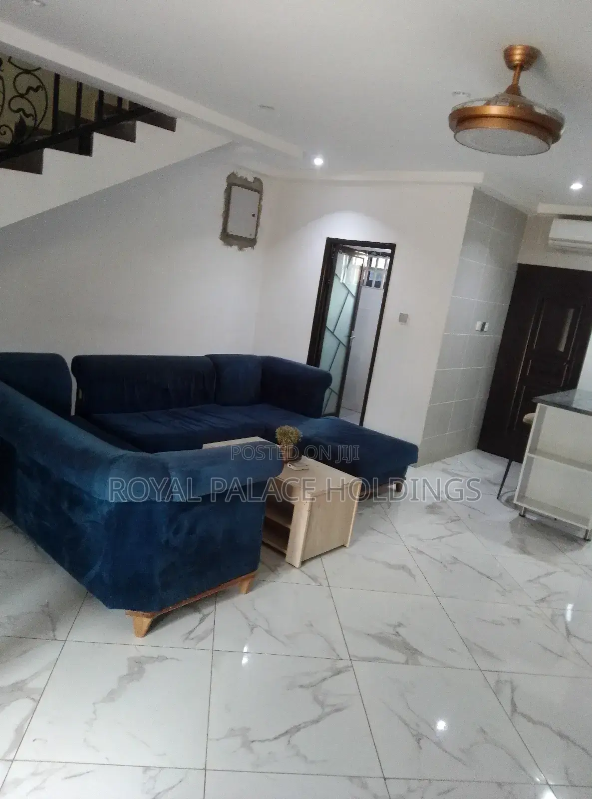 Furnished 1bdrm Apartment in Hills, School Junction for rent