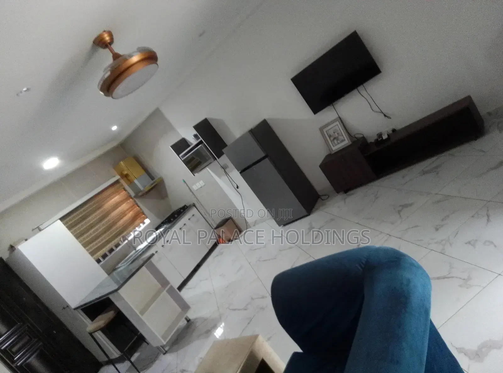 Furnished 1bdrm Apartment in Hills, School Junction for rent