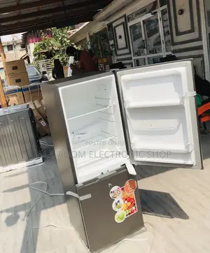 Efficient Cooling Galaxy Double Door Refrigerator(200tm) 
