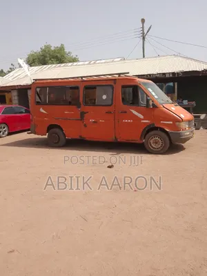 Mercedes-Benz Sprinter 1995 Orange