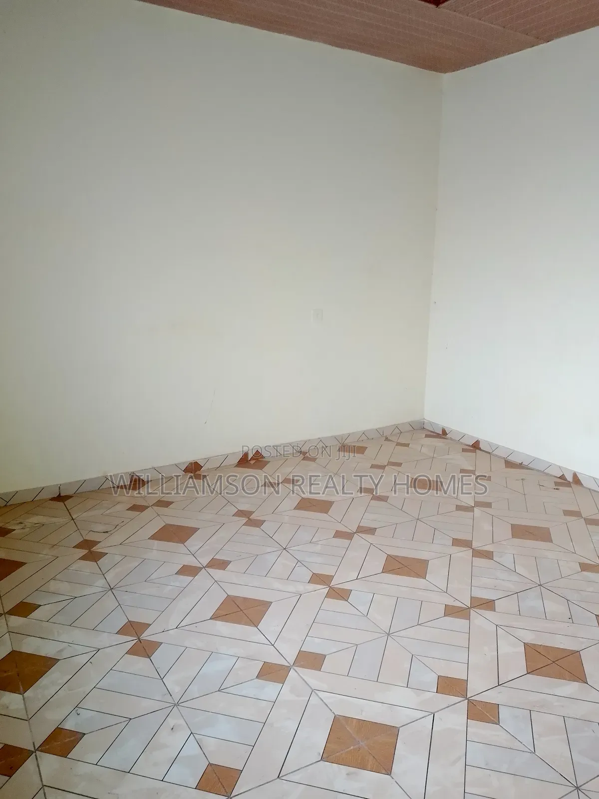 1bdrm Apartment in Junction Mall Area, Spintex for rent