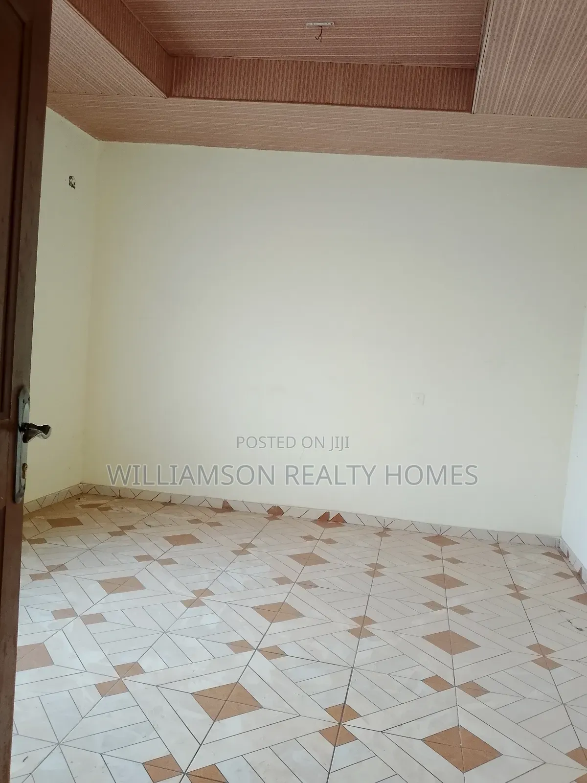 1bdrm Apartment in Junction Mall Area, Spintex for rent