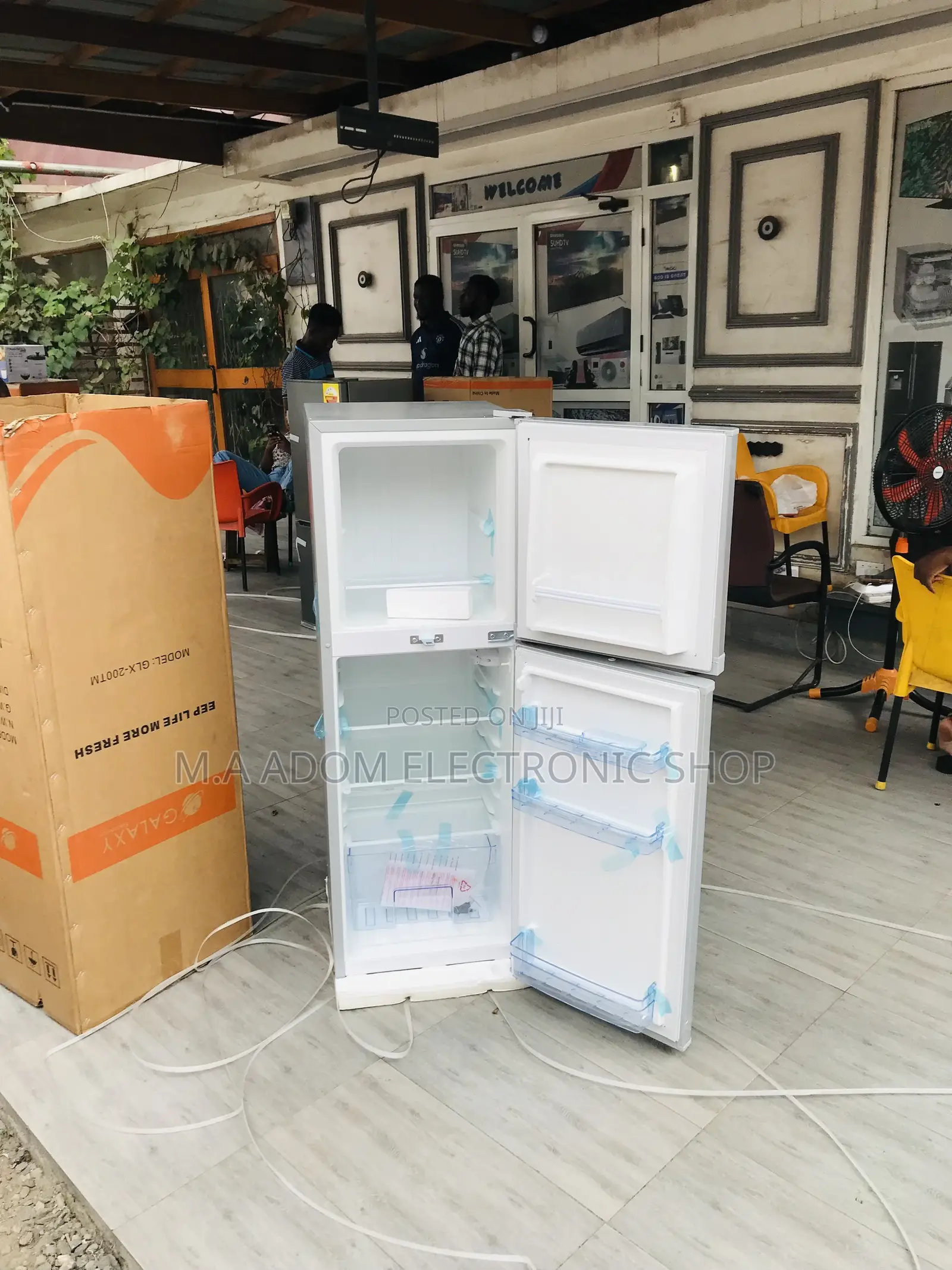 Efficient Galaxy Double Door Refrigerator(200tm) 