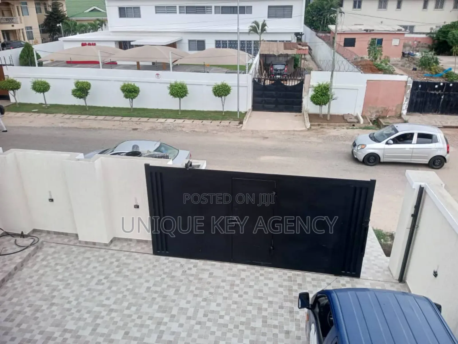 5bdrm House in Unique Key Agency, Airport Residential Area for sale