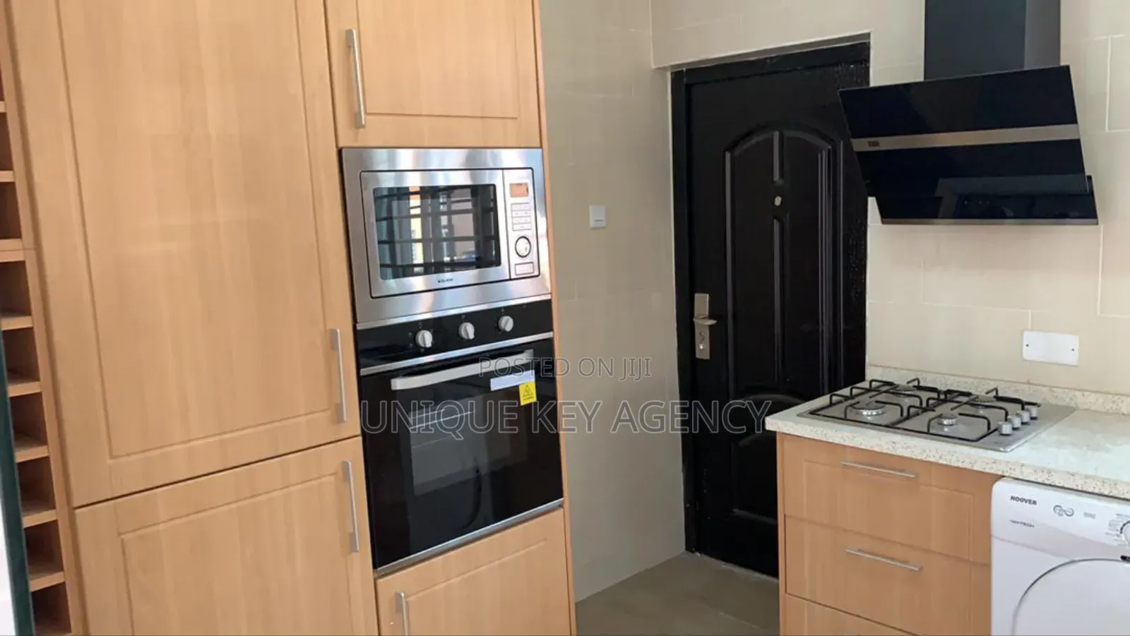 3bdrm Apartment in Unique Key Agency, Achimota for rent