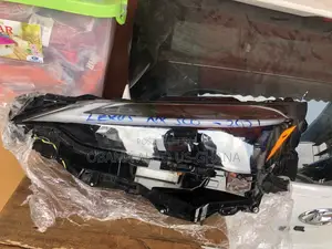 Lexus Nx300,Nx350 2020 2021 2022 Headlight Half Led Head Light