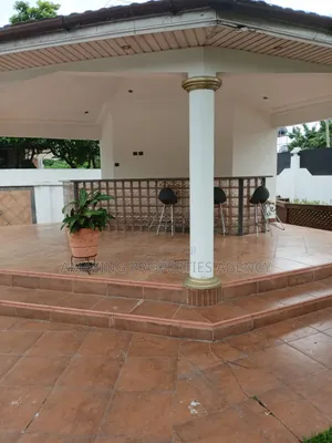 5bdrm Mansion in Dzorwulu for sale