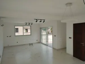 4bdrm House in Airport Residential Area for rent