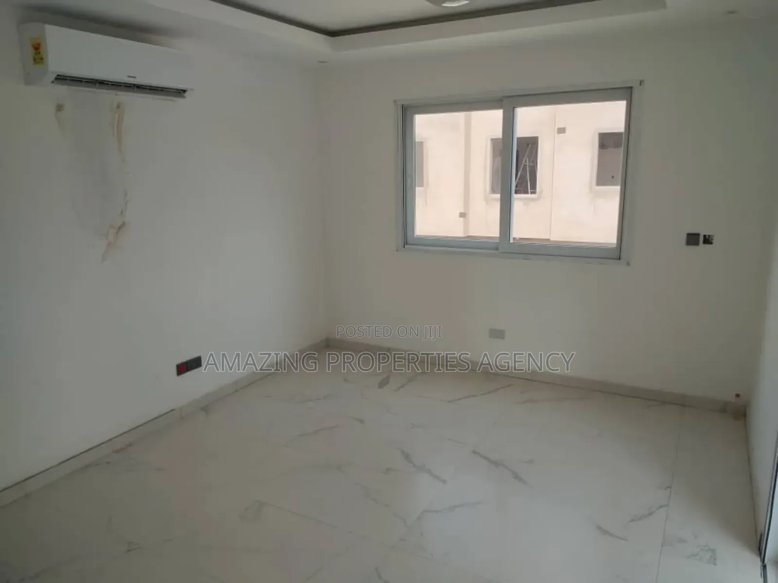 4bdrm House in Airport Residential Area for rent
