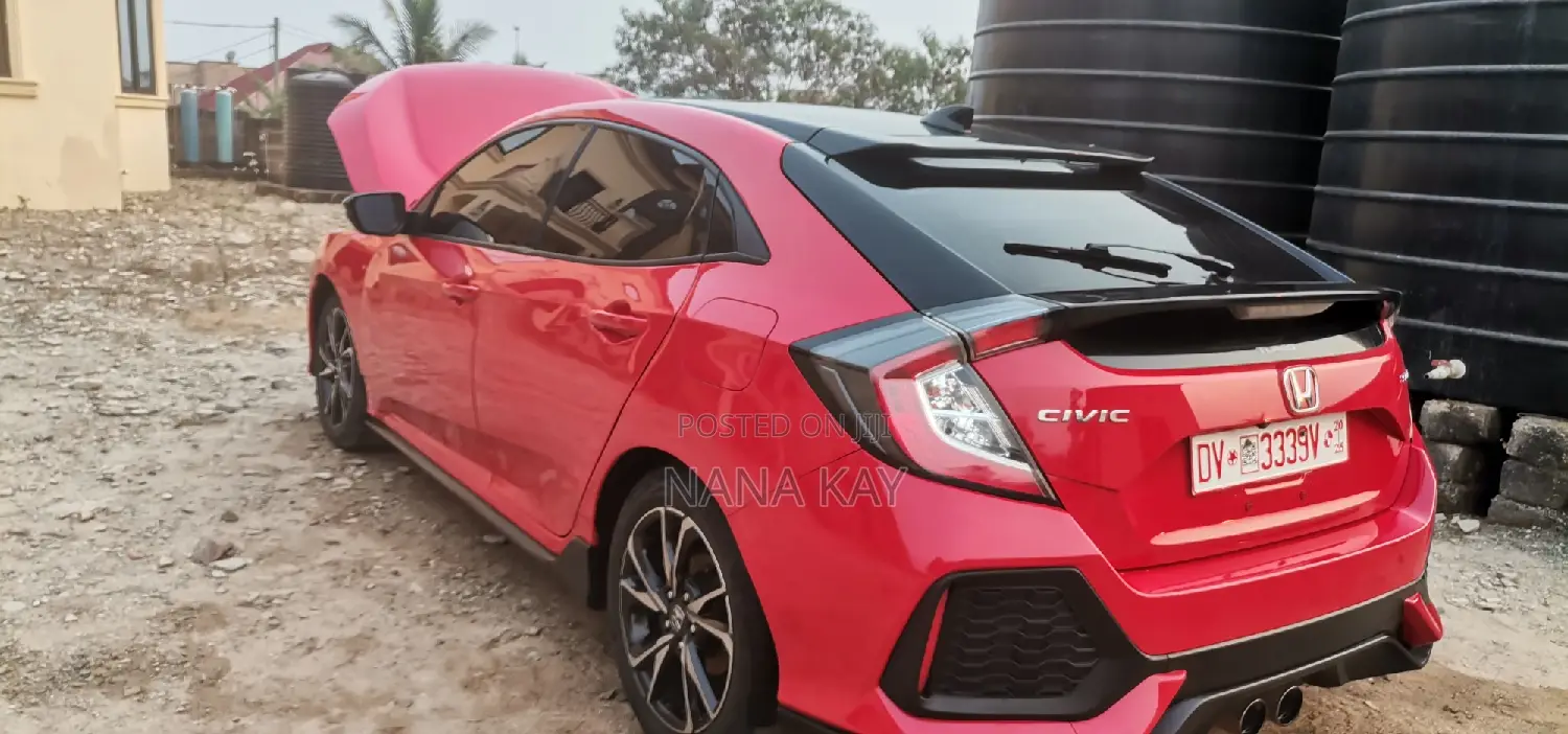 Honda Civic 2018 Red