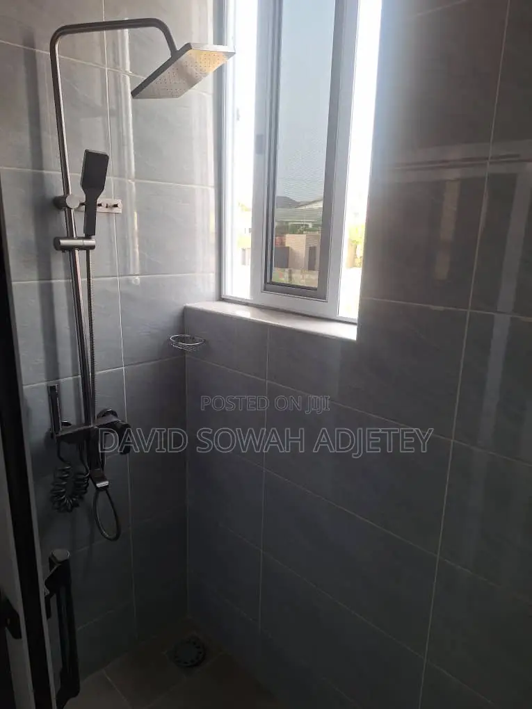 2bdrm Apartment in Spintex, Airport Residential Area for rent