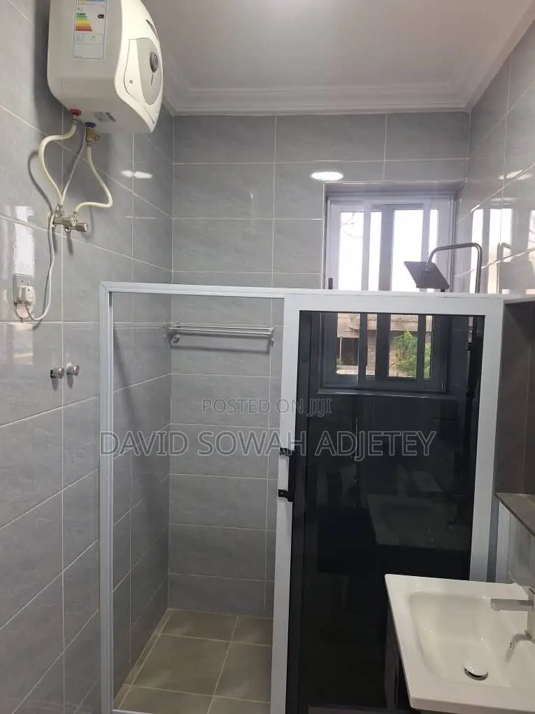 2bdrm Apartment in Spintex, Airport Residential Area for rent
