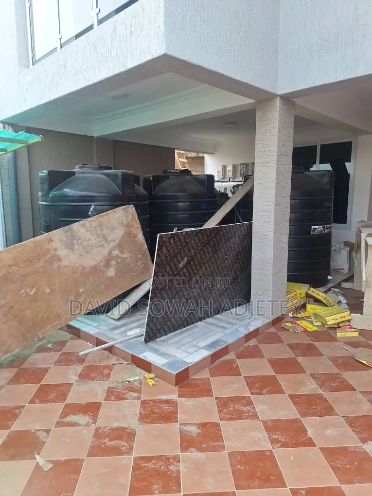 2bdrm Apartment in Spintex, Airport Residential Area for rent