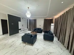 5bdrm Mansion in Lakeside, Ashaley Botwe for sale