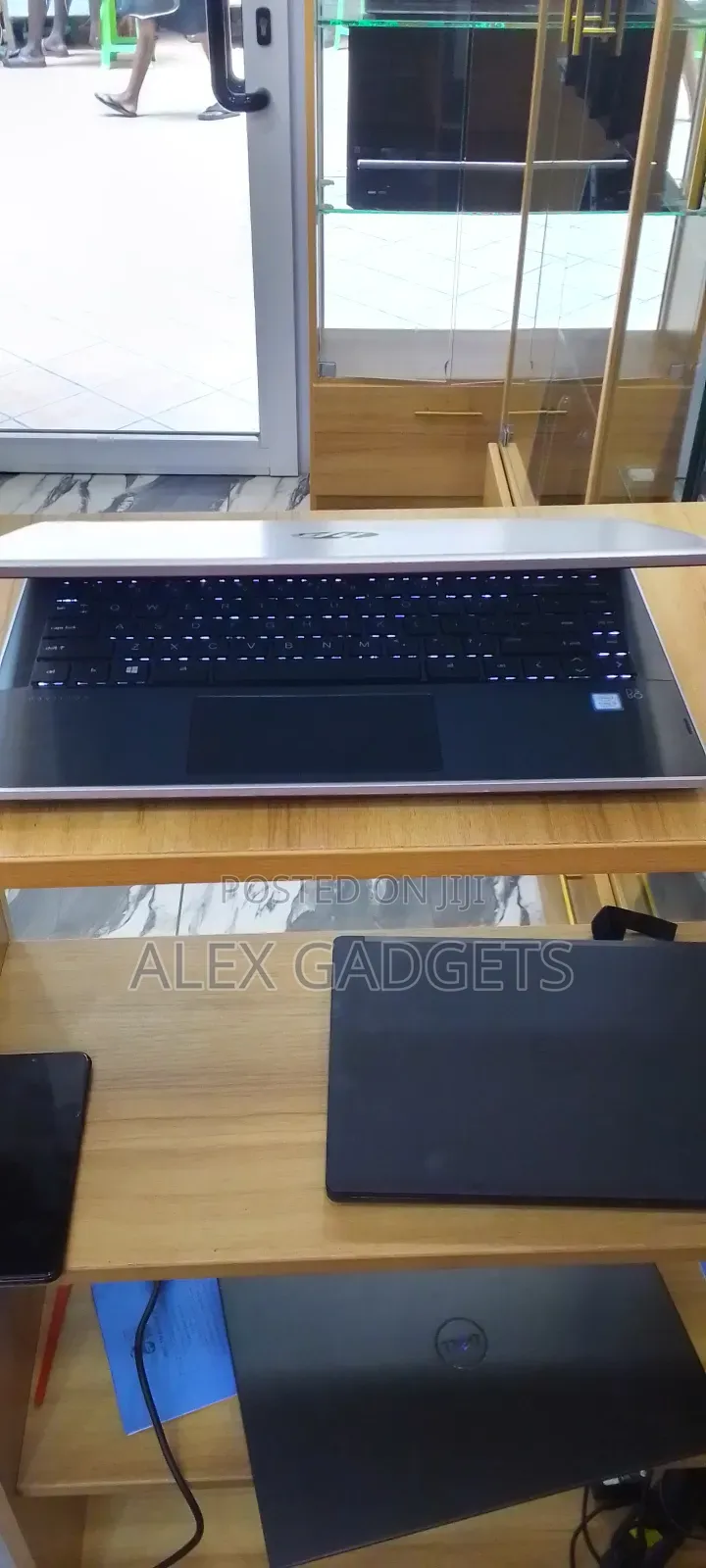 Laptop HP Pavilion X360 8GB Intel Core I3 SSD 256GB