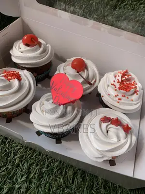 Cupcakes for Val’S