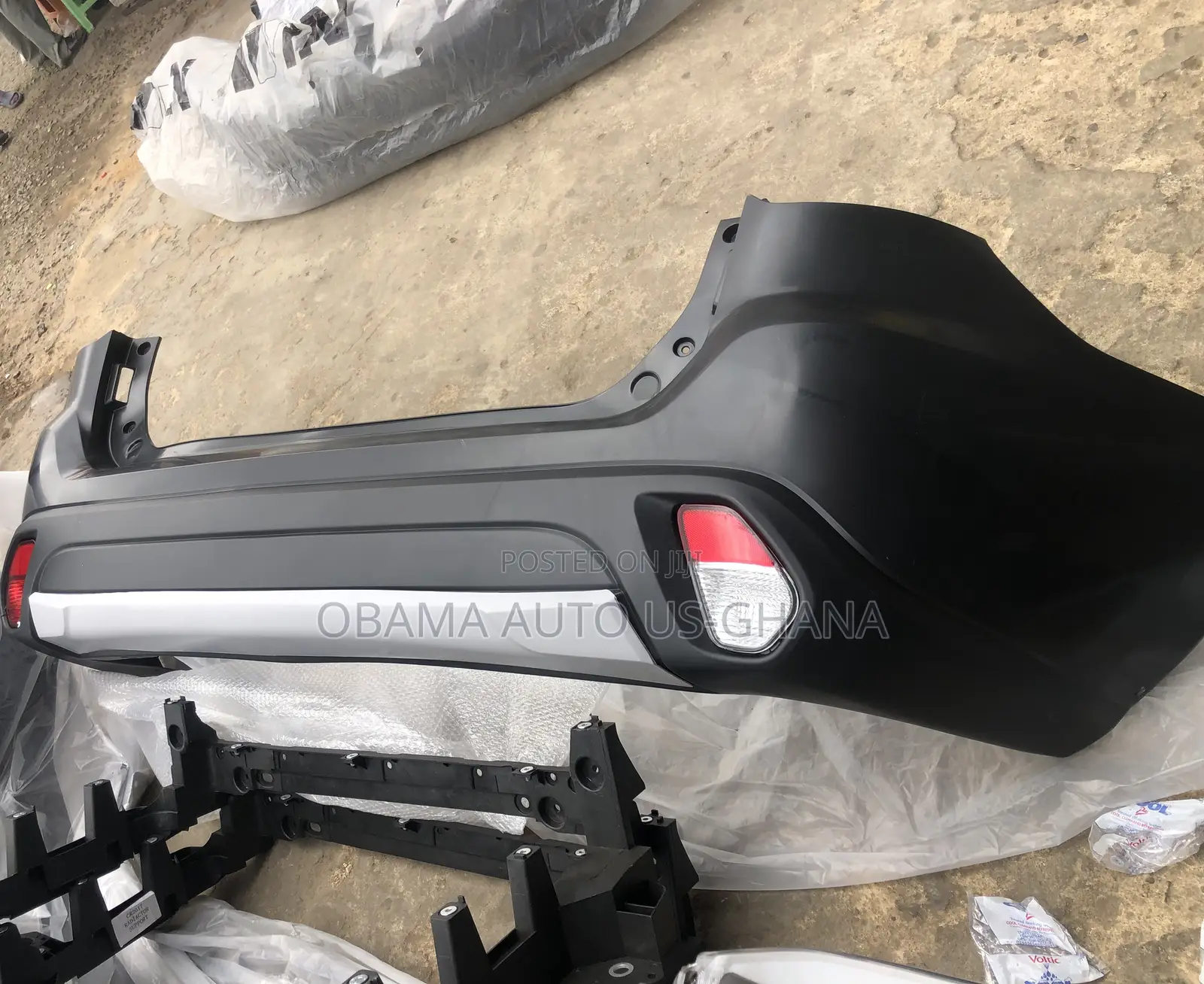 Outlander 2016,2017,2018,2019,2020 Back Bumper Complete