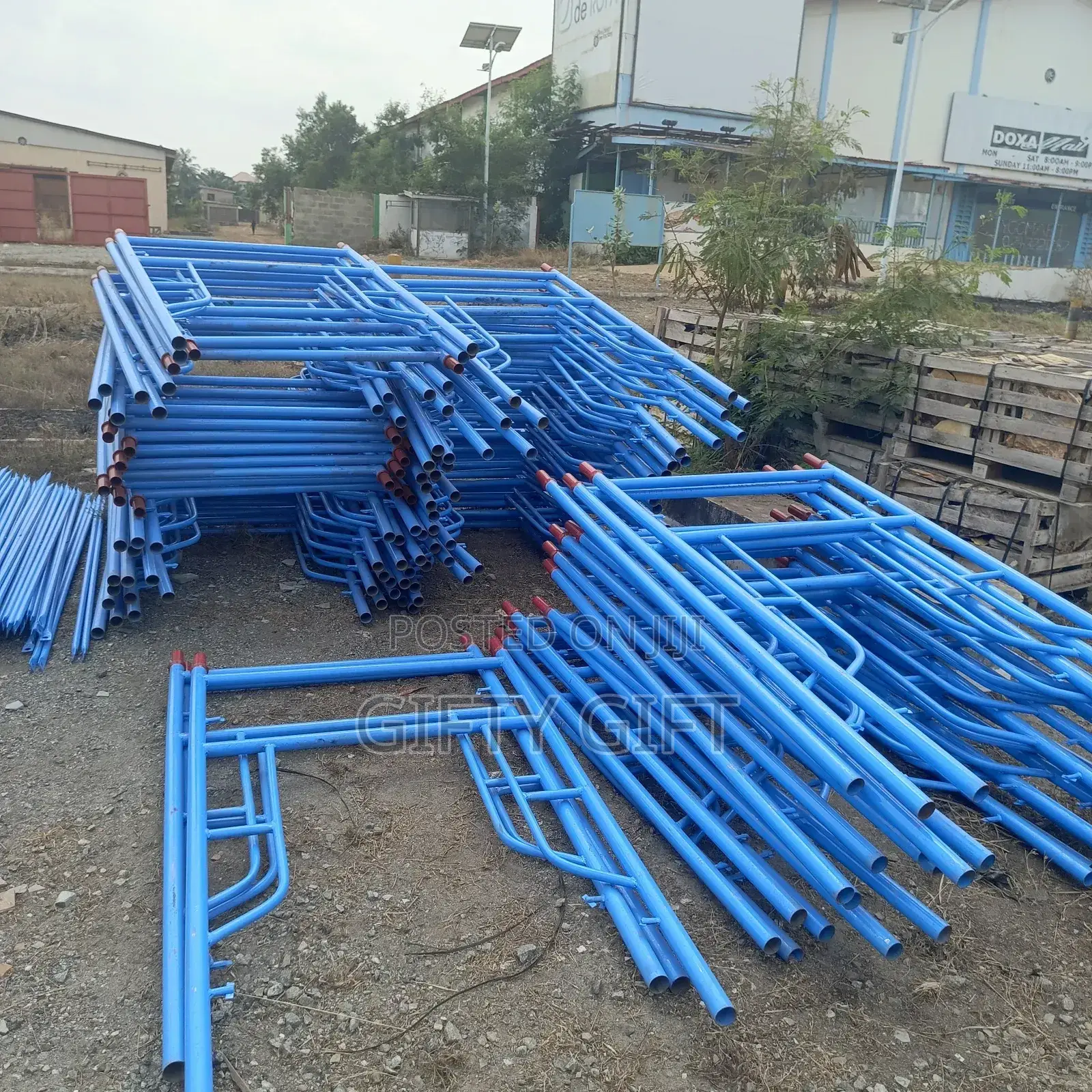 Local Blue Scaffolds 6ft by 6ft