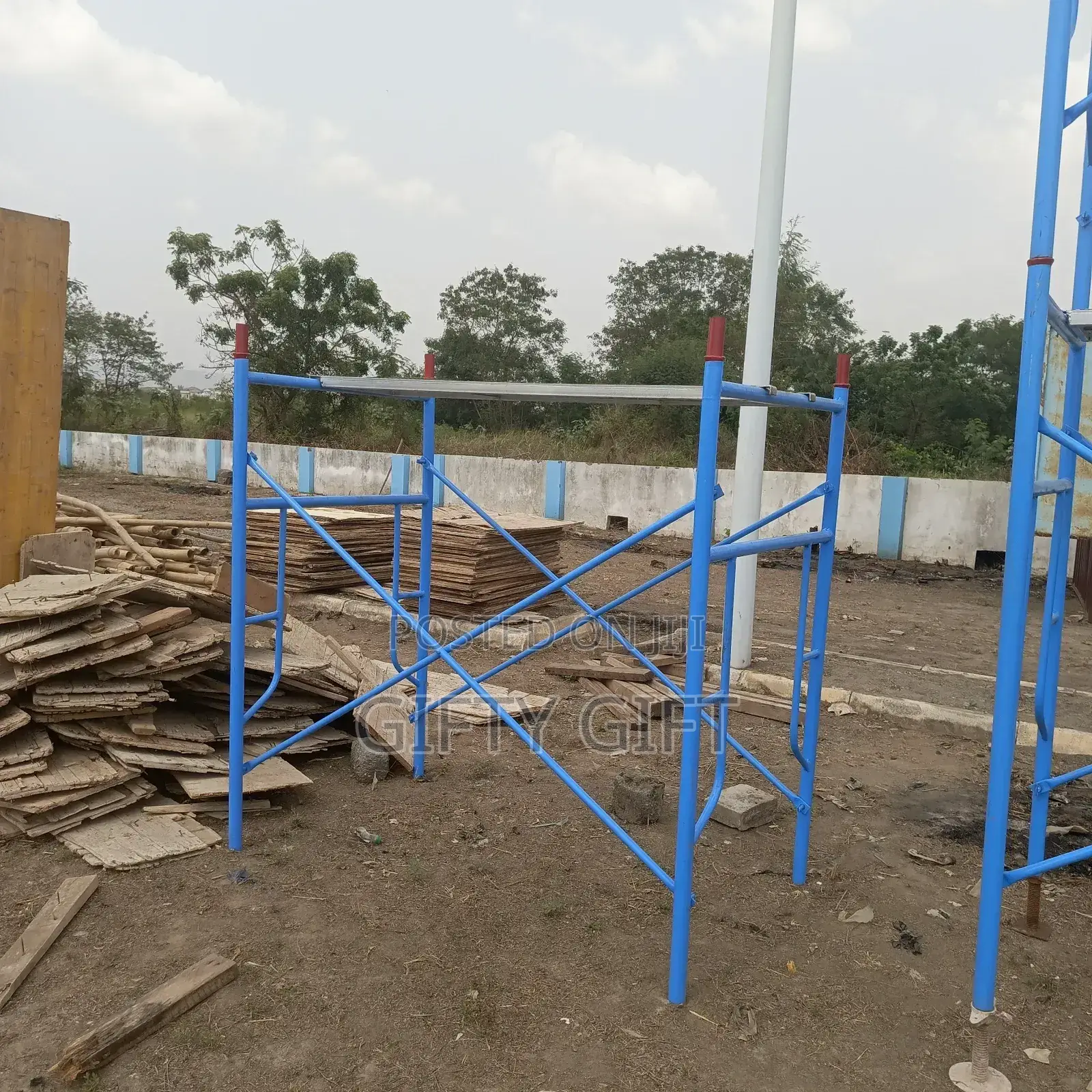 Local Blue Scaffolds 6ft by 6ft