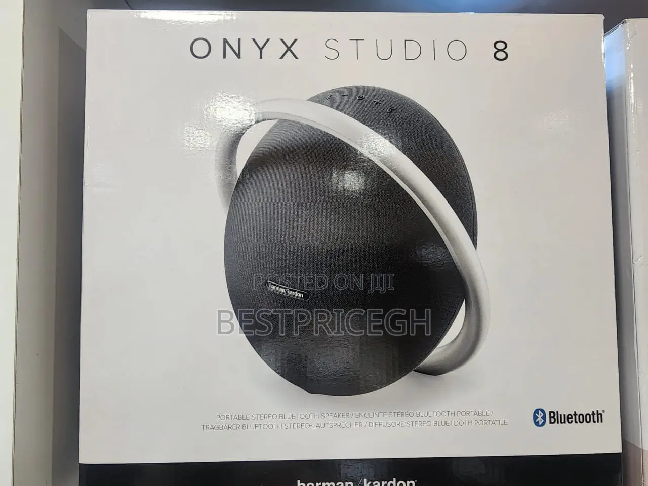 Onyx Studio 8