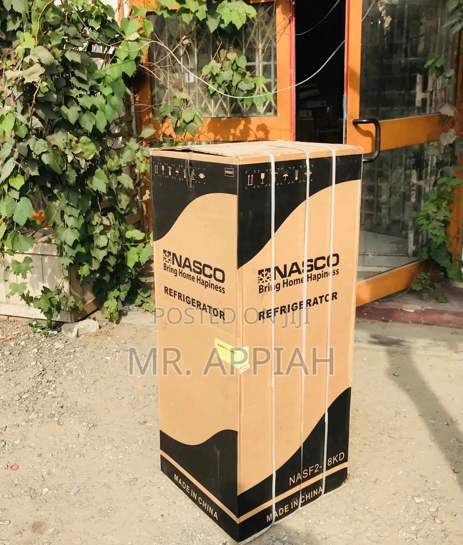 Efficient Nasco Nasf2-18kd 136L Top Freezer Refrigerator.