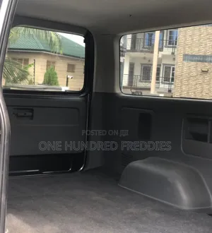 Toyota HiAce 2009 Black