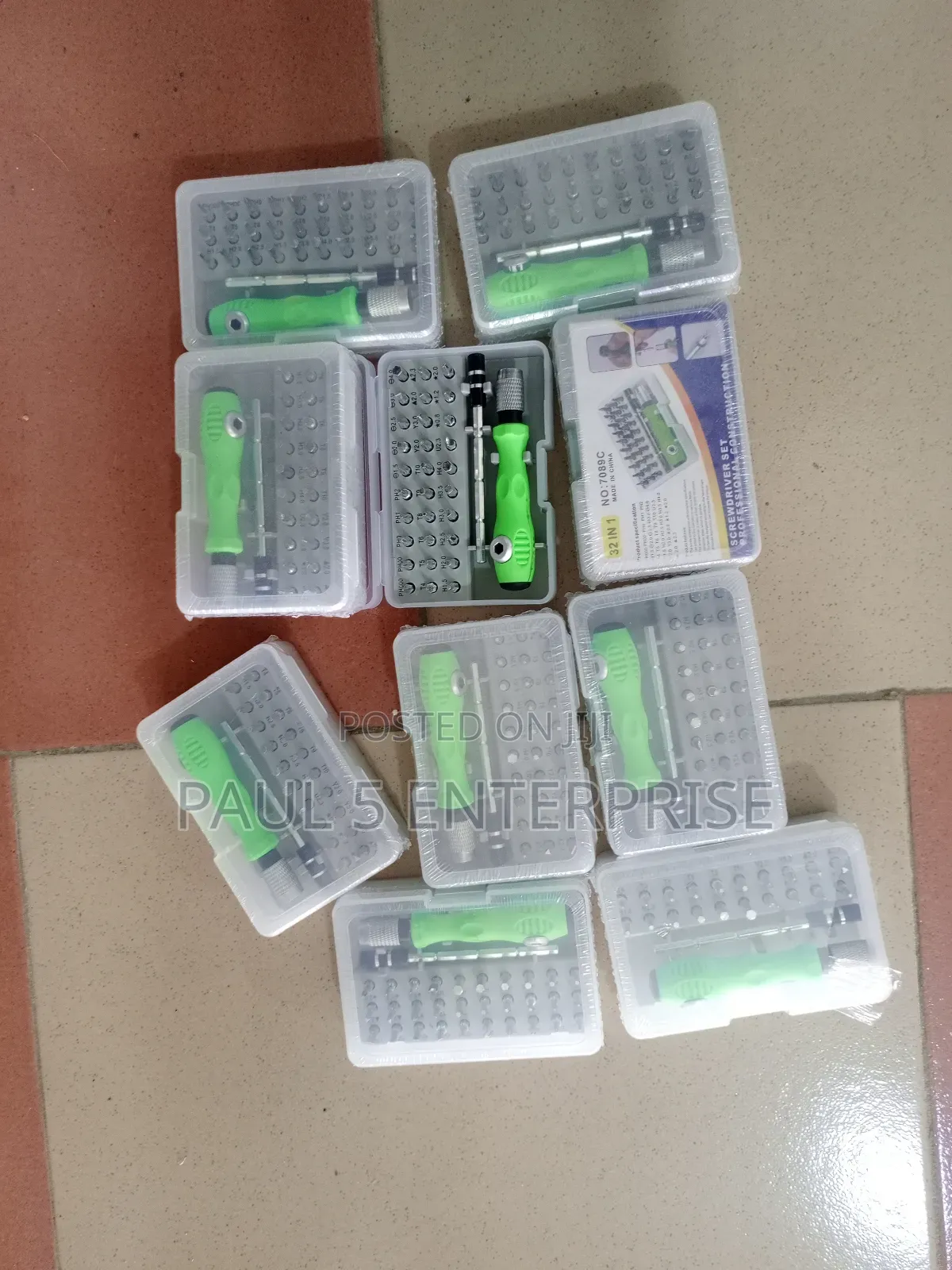32set Mobile Phone Repair Crew Drivers