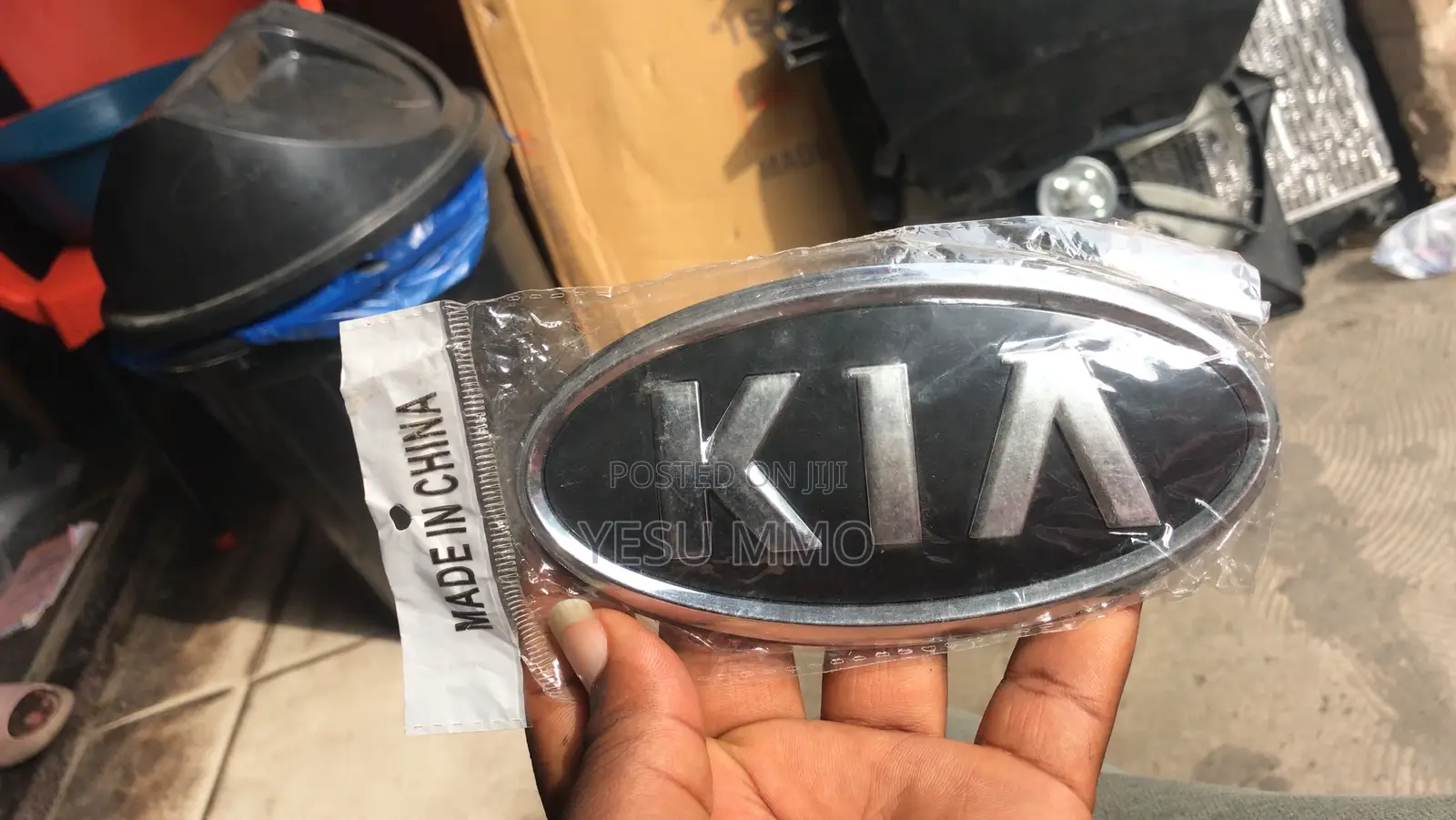 Kia Sportage 18 Front Crown
