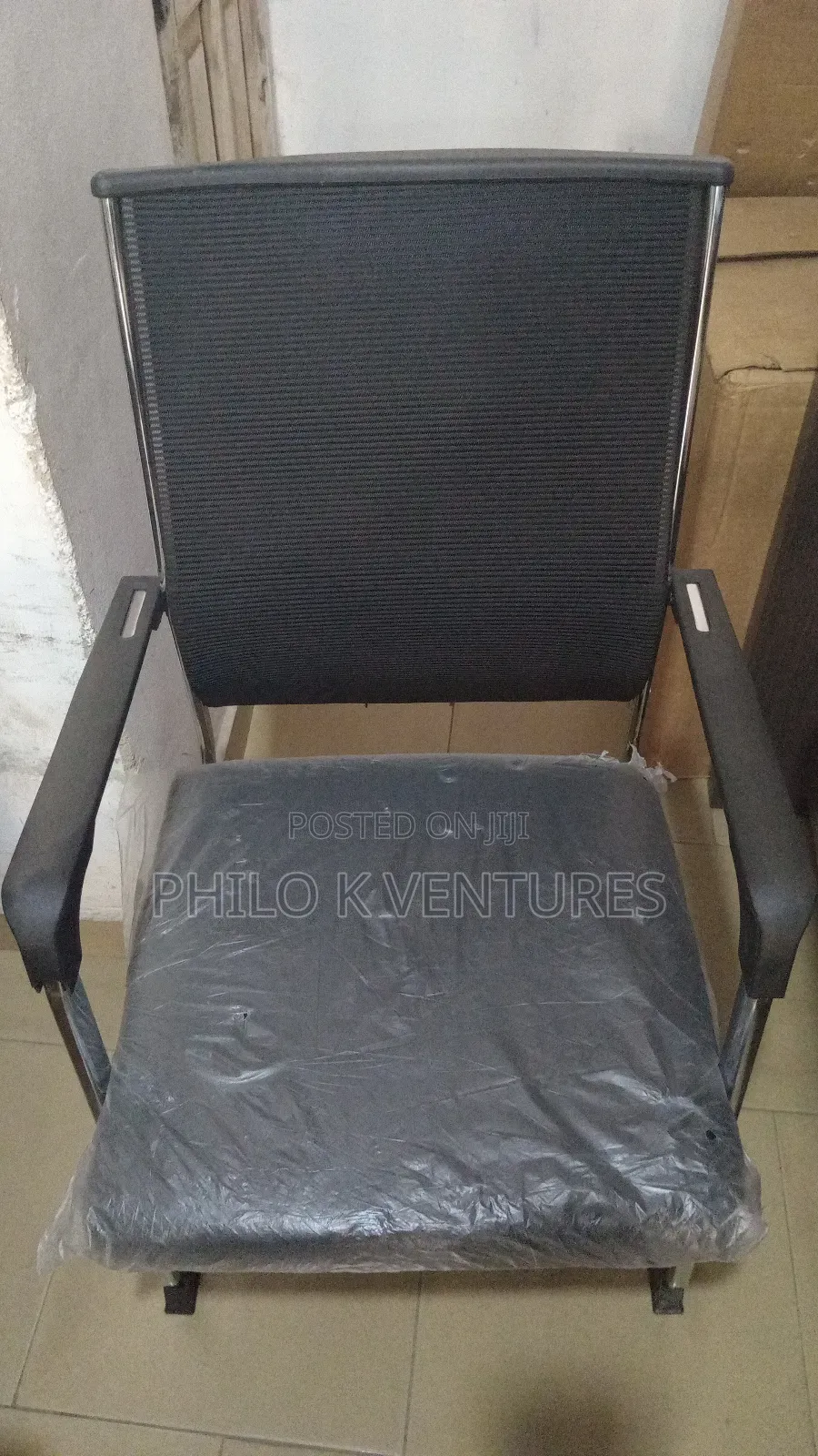 Gust Personnel Chair