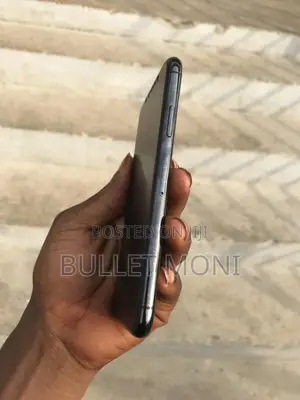 Apple iPhone X 64 GB Black