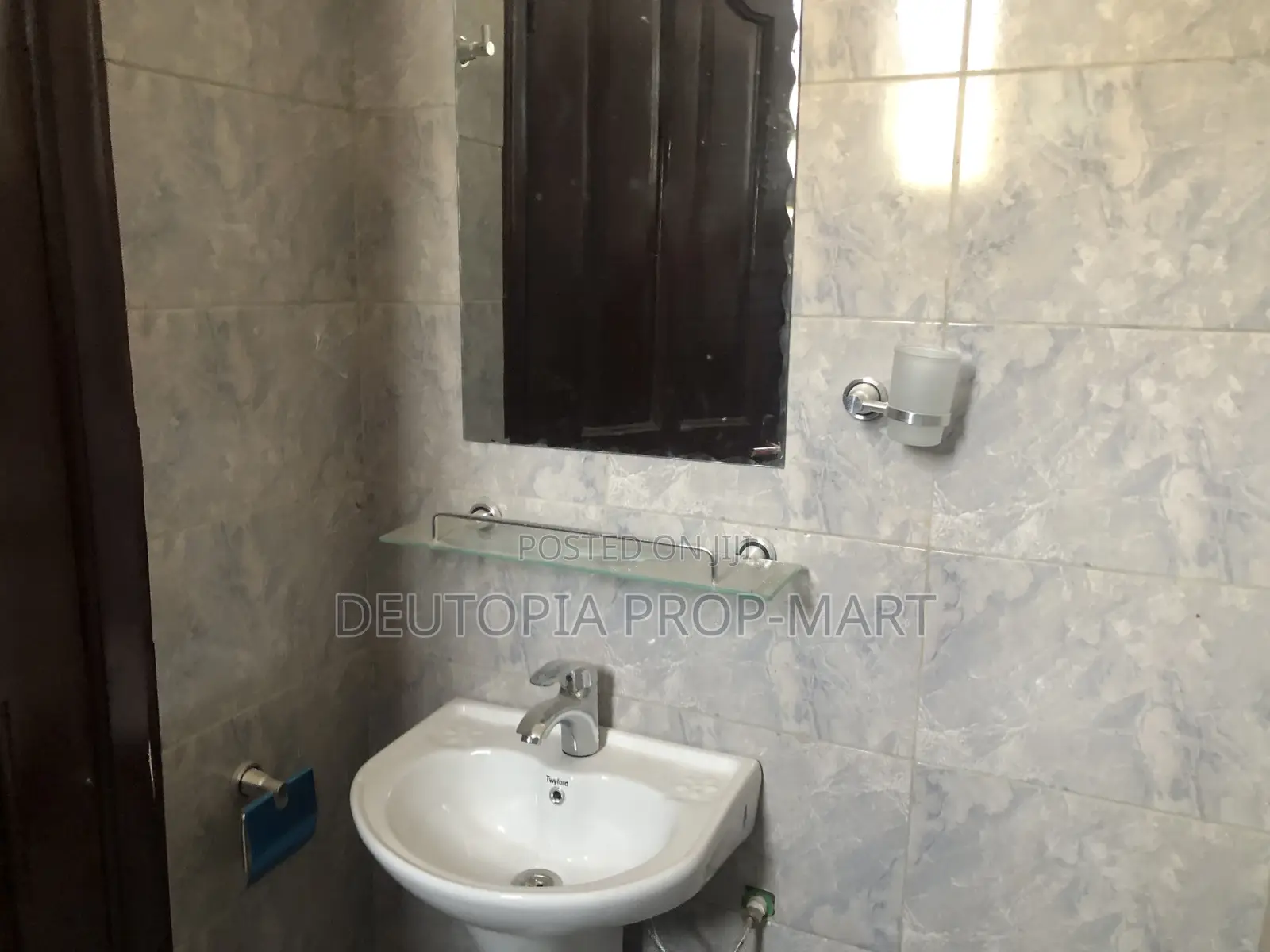 1bdrm Apartment in Deutopia Prop-Mart, Tema Metropolitan for rent