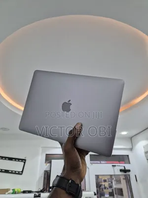 Laptop Apple MacBook Pro 2019 8GB Intel Core I5 SSD 256GB