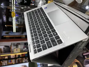 Laptop HP EliteBook 840 10 16GB Intel Core I7 SSD 512GB