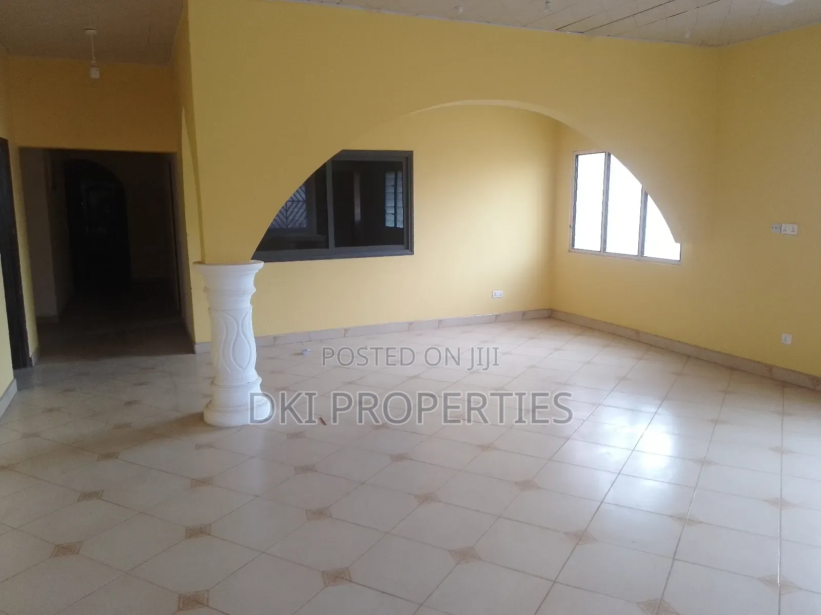 4bdrm House in Dki Properties, Valley View Area for rent