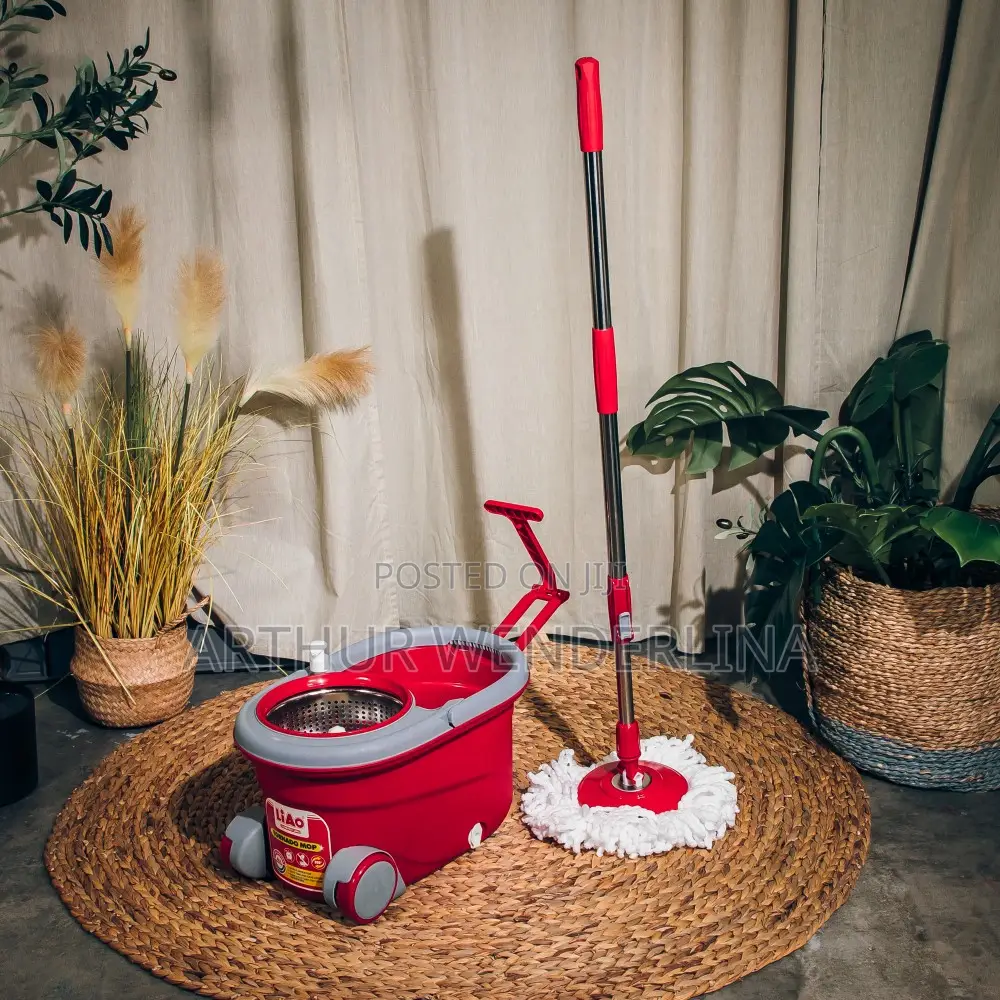 LIAO - Deluxe Tornado Mop With Wheels