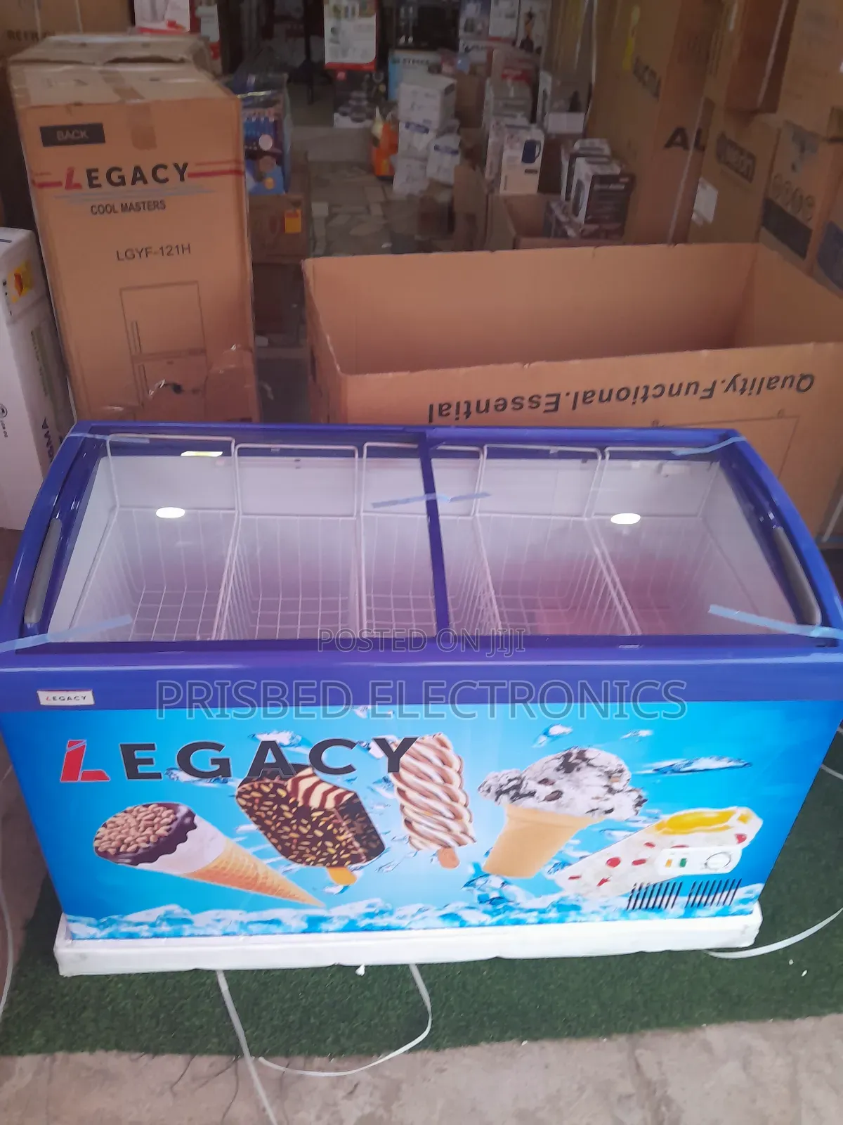 Legacy Durable Ice Cream / Showcase Freezer 318 Litres