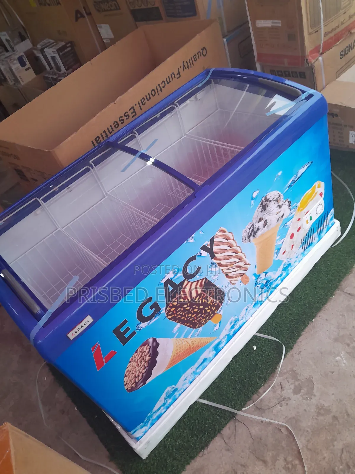 Legacy Durable Ice Cream / Showcase Freezer 318 Litres