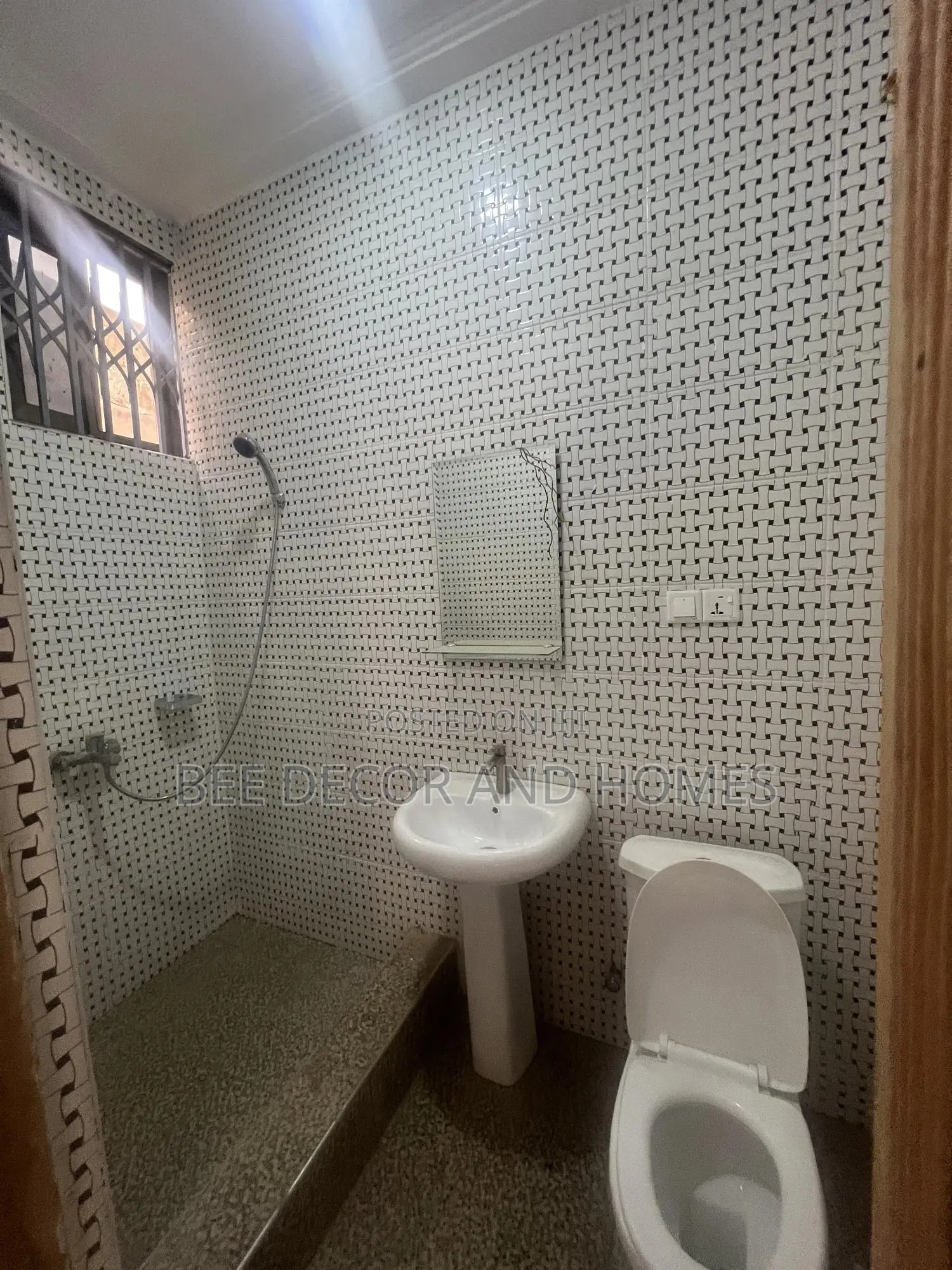 2bdrm Apartment in Bee Decor & Homes, Kwabenya for rent