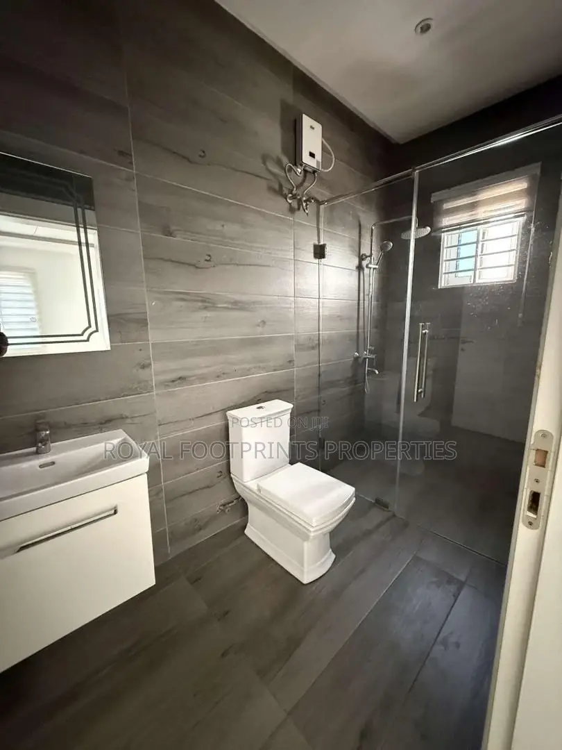 4bdrm House in Royal Footprints, East Legon for sale