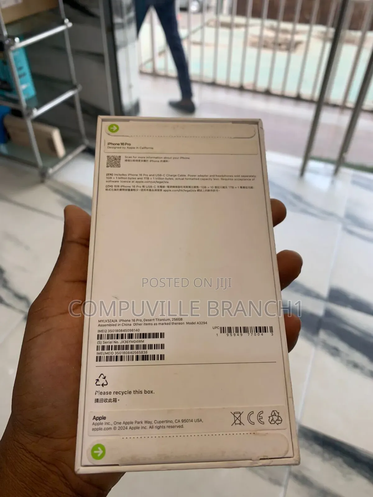 New Apple iPhone 16 Pro 256 GB Bronze