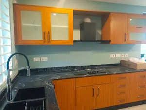 5bdrm House in Skm Properties, Tseaddo for sale
