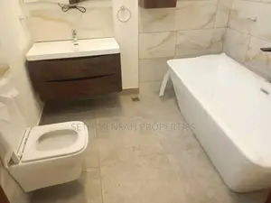 5bdrm House in Skm Properties, Tseaddo for sale